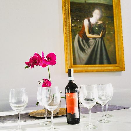 Chic Apartment Fiumicino Luaran gambar