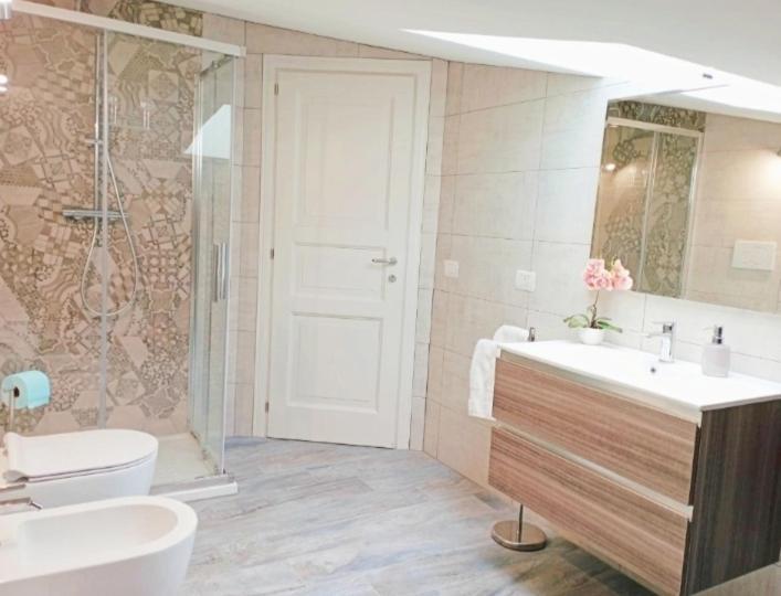 Chic Apartment Fiumicino Luaran gambar